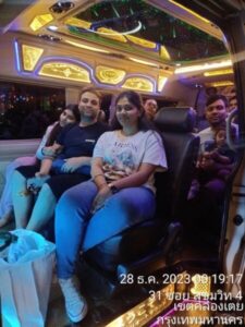 TaxiThaiVan.com รถเช่าพร้อมคนขับ รถตู้ให้เช่า 13