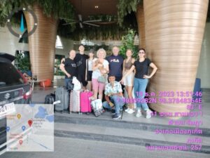 TaxiThaiVan.com รถเช่าพร้อมคนขับ รถตู้ให้เช่า 17