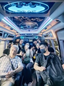 TaxiThaiVan.com รถเช่าพร้อมคนขับ รถตู้ให้เช่า 3