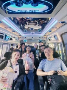 TaxiThaiVan.com รถเช่าพร้อมคนขับ รถตู้ให้เช่า 5